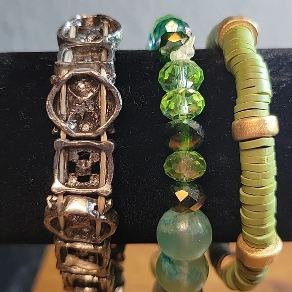 Set of 3 green bracelets - Picture 5 of 8